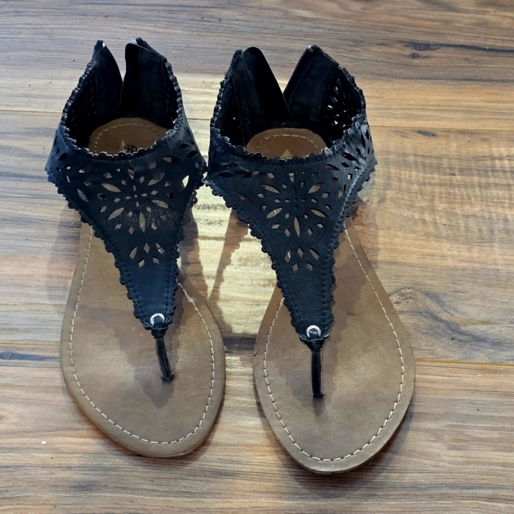 Women's Black Sandals